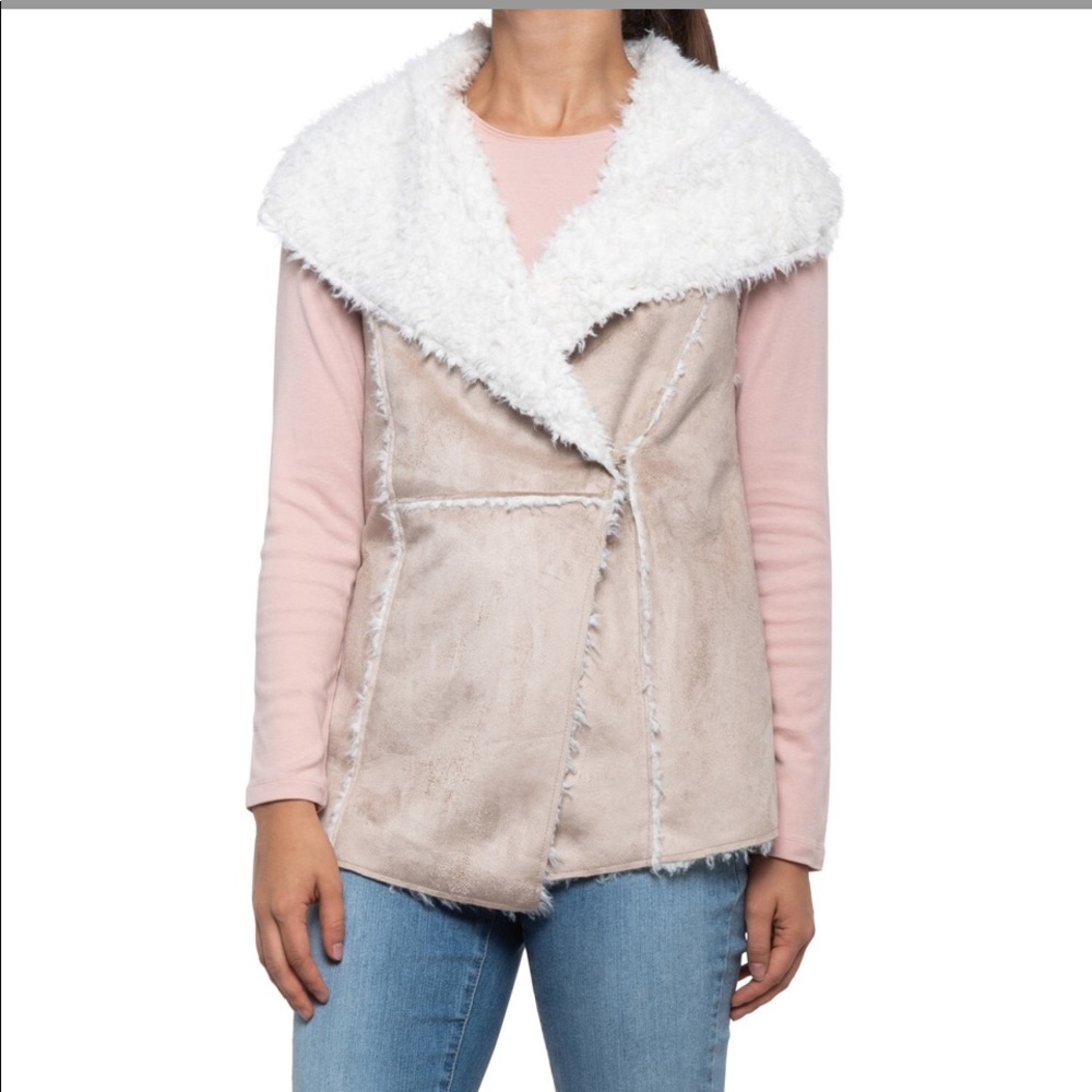 🆕 dylan Shaggy plush Faux-Suede Vest Cream and tan size large